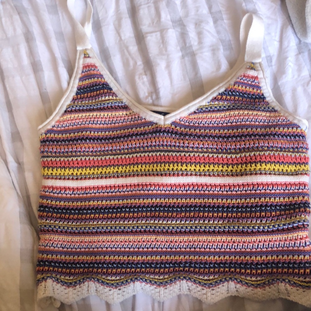 CROP TOP W THICK SPAGHETTI STRAPS